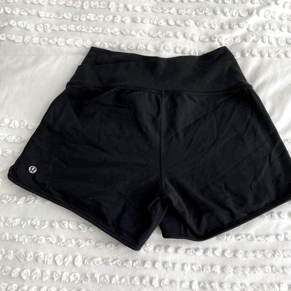 Lululemon Astro Shorts Solid Black Luon